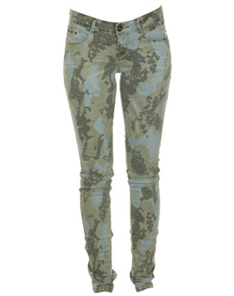 Blugi Bershka Super Blue Blugi Bershka Super Blue